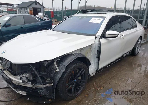 2018 BMW Alpina B7 xDrive из США, поврежденный, VIN WBA7F2C58JB238567